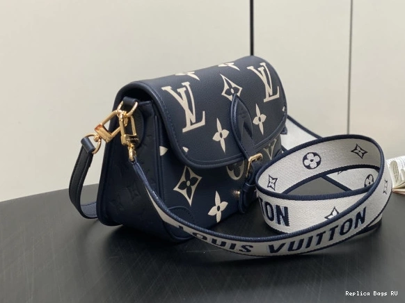 Cheap LOUIS VUITTON Nano CM Diane-24*15*9 0811